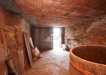 Stanza non arredata - Independent house Frazione Spineto, snc, Castellamonte - photo 12