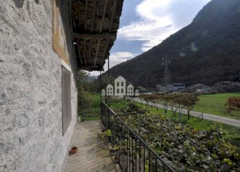 Balcone - Casa indipendente Borgata Bisdonio, 17, Pont-Canavese - foto 15