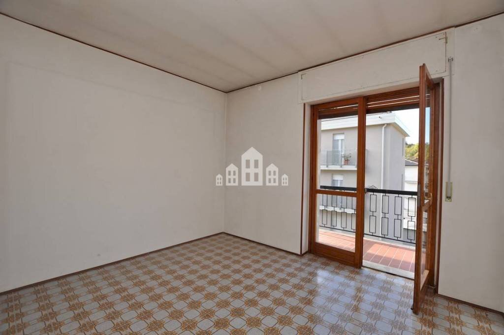 Camera da letto - Three-room apartment via Cappuccini, 3, Cuorgnè - photo 1
