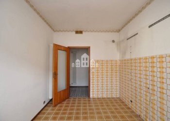 Cucina - Trilocale via Cappuccini, 3, Cuorgnè - foto 6