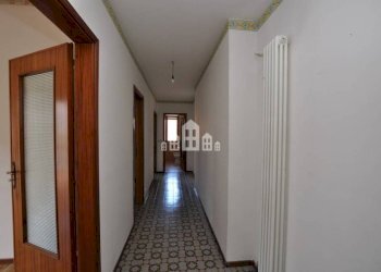 Corridoio - Trilocale via Cappuccini, 3, Cuorgnè - foto 10