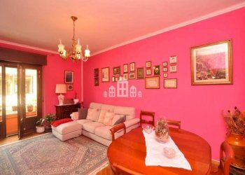 Salone - Appartamento via Famiglia Ruatti, 3, Cuorgnè - foto 1