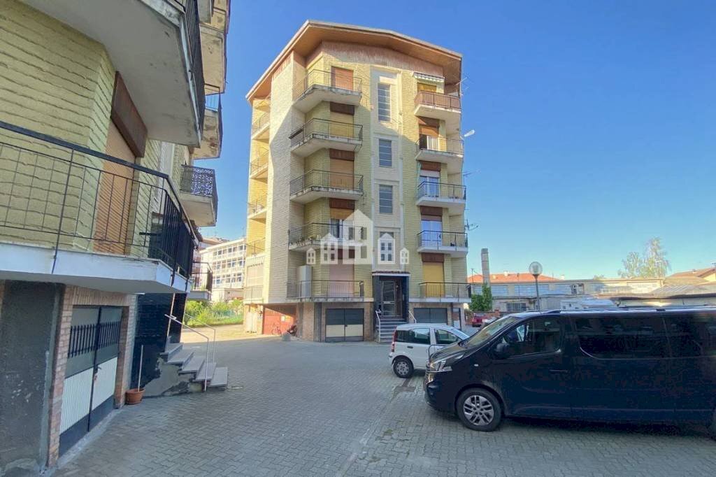 Facciata - Bilocale via verdi, 9, Cuorgnè - foto 1