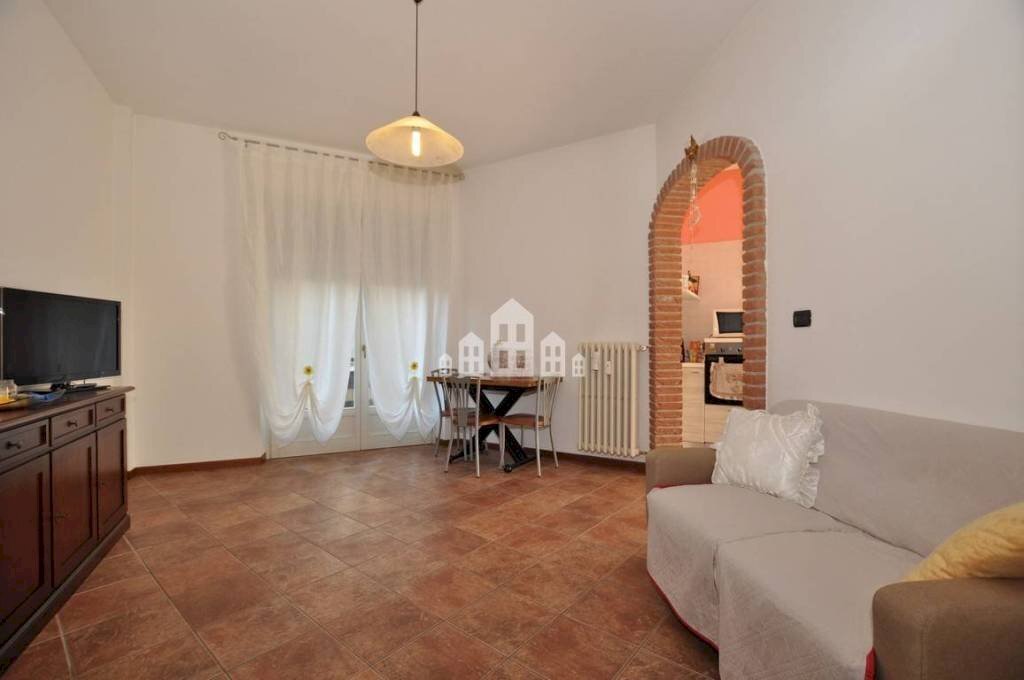 Salone - Bilocale via verdi, 9, Cuorgnè - foto 3