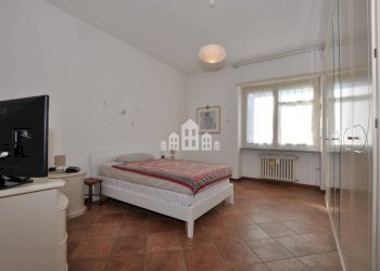 Camera da letto - Bilocale via verdi, 9, Cuorgnè - foto 17