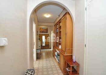 Corridoio - Independent house via Carlo Botta, 58, Castellamonte - photo 24