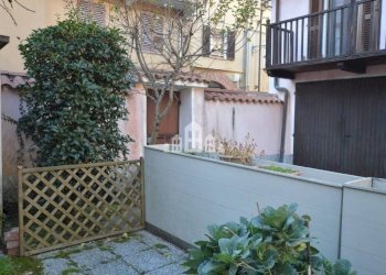 Cortile interno - Casa indipendente via Roma, 68, Banchette - foto 27