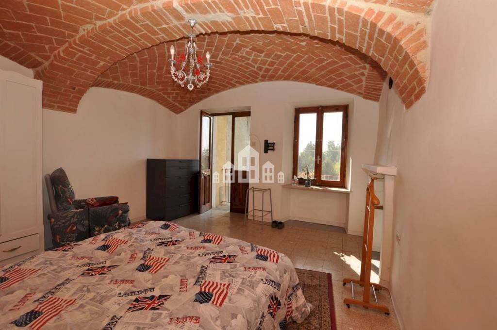 Camera da letto - Independent house Frazione Sant'Anna Boschi, 87, Castellamonte - photo 2