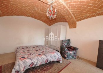 Camera da letto - Independent house Frazione Sant'Anna Boschi, 87, Castellamonte - photo 19
