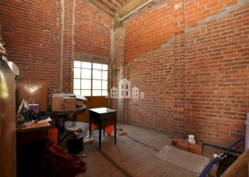 Stanza non arredata - Independent house Frazione Sant'Anna Boschi, 87, Castellamonte - photo 25