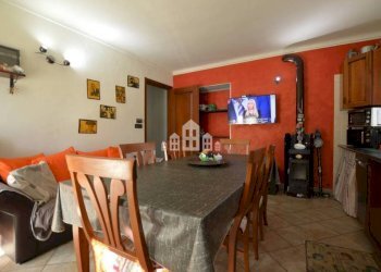 Salone - Villa frazione Braida, 21, Canischio - foto 14