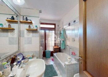 Bagno - Villa frazione Braida, 21, Canischio - foto 31