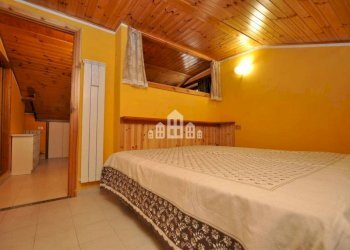 Camera da letto - Casa indipendente Località Coste, 15, Castelnuovo Nigra - foto 13