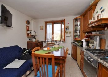 Cucina - Casa indipendente Località Coste, 15, Castelnuovo Nigra - foto 17
