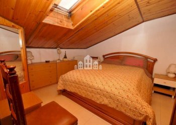 Camera da letto - Casa indipendente Località Coste, 15, Castelnuovo Nigra - foto 20