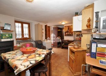 Salone - Casa indipendente Località Coste, 15, Castelnuovo Nigra - foto 29