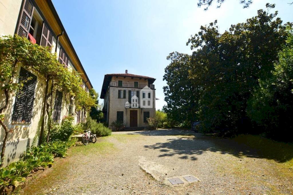 Cortile interno - Trilocale via Gugliemo Marconi, 18, Banchette - foto 1