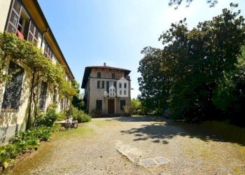 Cortile interno - Trilocale via Gugliemo Marconi, 18, Banchette - foto 1