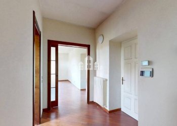 Corridoio - Trilocale via Gugliemo Marconi, 18, Banchette - foto 9