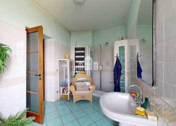 Bagno - Three-room apartment via Gugliemo Marconi, 18, Banchette - photo 25