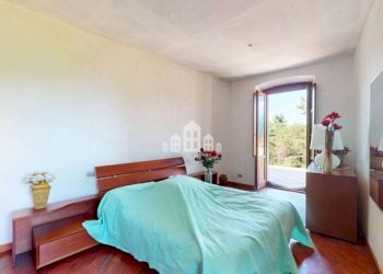 Camera da letto - Three-room apartment via Gugliemo Marconi, 18, Banchette - photo 28