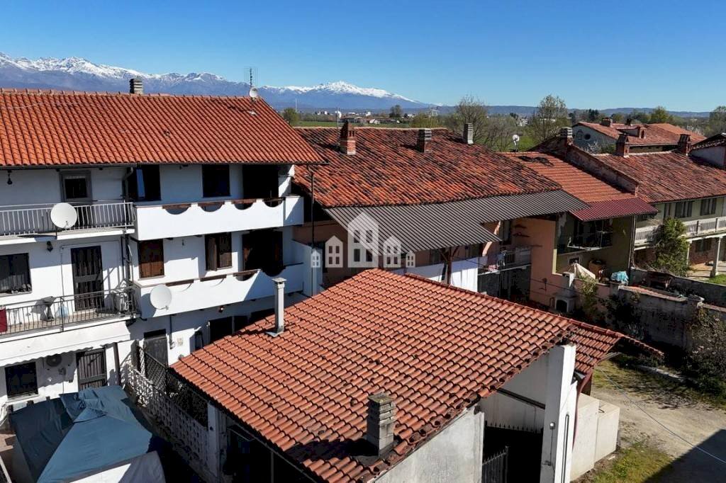 Vista - Casa indipendente via Sant' Anna, Strada Vernette, Rivarolo Canavese - foto 1