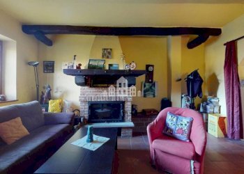 Salone - Casa indipendente via Sant' Anna, Strada Vernette, Rivarolo Canavese - foto 8