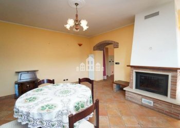 Salone - Independent house Frazione Buasca, 47, San Colombano Belmonte - photo 6
