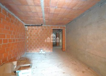 Stanza non arredata - Independent house Frazione Buasca, 47, San Colombano Belmonte - photo 25