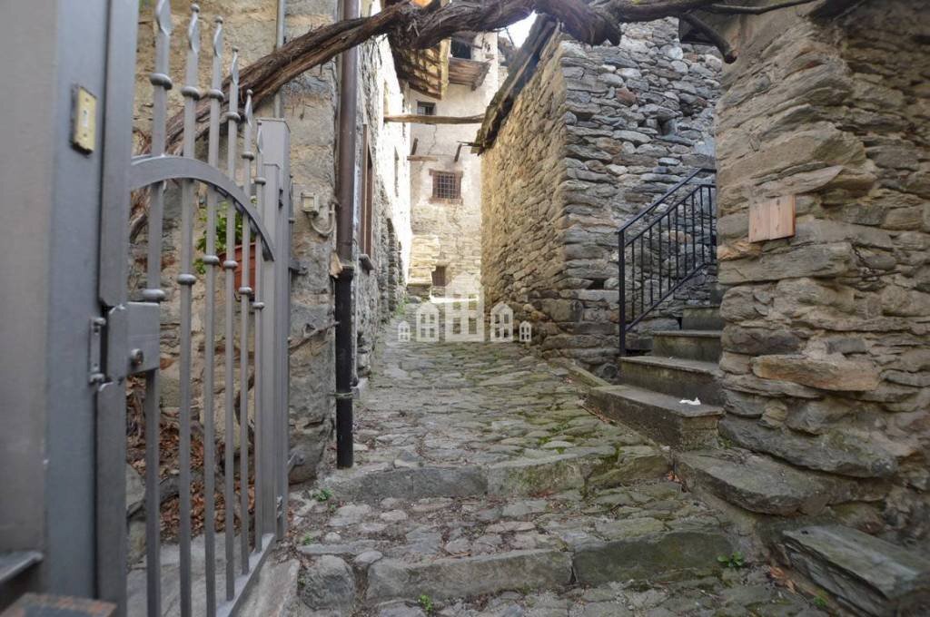 Zona - Two-room apartment Frazione Pied de Ville, 16, Arnad - photo 2