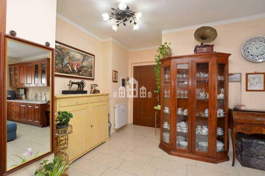 Soggiorno - Bilocale via Faulenta, 5, Ozegna - foto 3