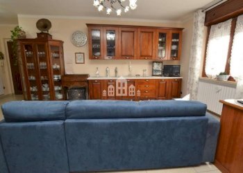 Soggiorno - Bilocale via Faulenta, 5, Ozegna - foto 5