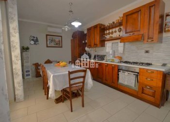 Cucina - Bilocale via Faulenta, 5, Ozegna - foto 7