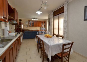 Cucina - Bilocale via Faulenta, 5, Ozegna - foto 8