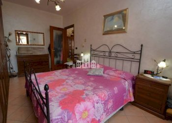 Camera da letto - Bilocale via Faulenta, 5, Ozegna - foto 15