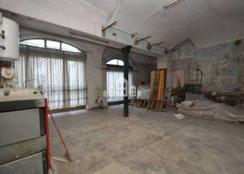 Interno non residenziale - Casa indipendente via Caviglione, 20, Pont-Canavese - foto 20