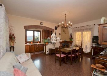 Salone - Villa Località Vernetti, 10, Cuorgnè - photo 6