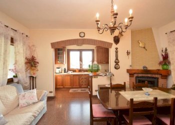 Salone - Villa Località Vernetti, 10, Cuorgnè - photo 7