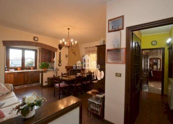 Salone - Villa Località Vernetti, 10, Cuorgnè - photo 12