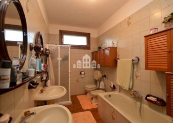Bagno - Villa Località Vernetti, 10, Cuorgnè - photo 16