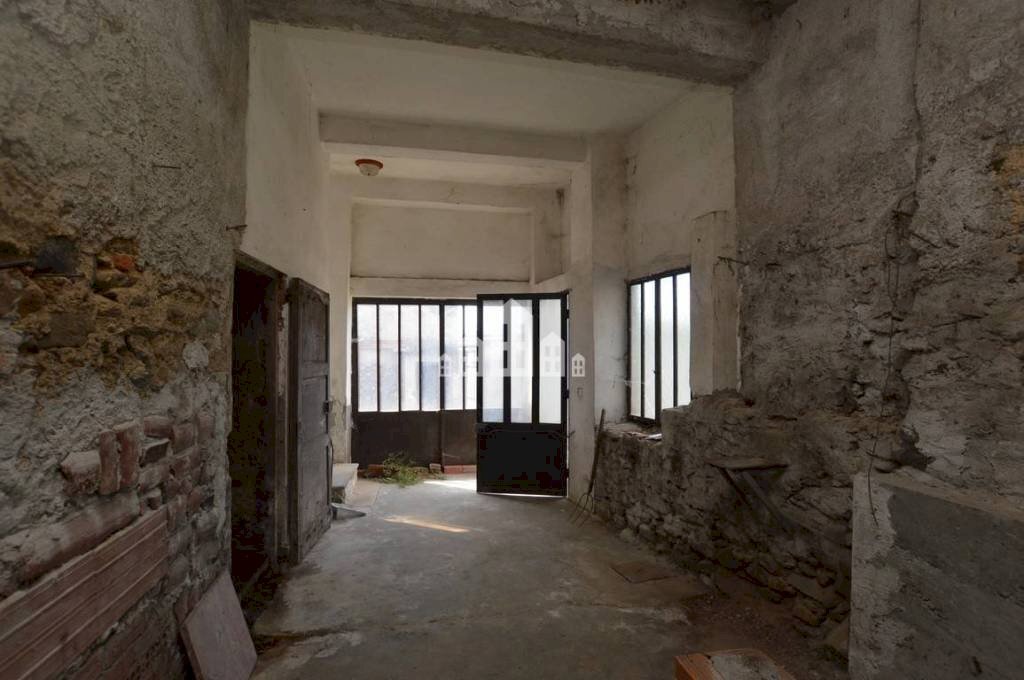 Magazzino - Casa indipendente vicolo montebello, 2, Val di Chy - foto 2