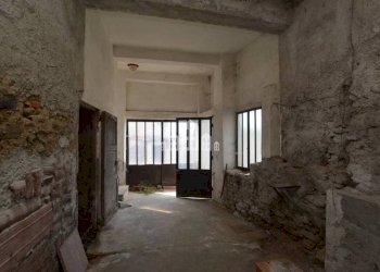 Magazzino - Casa indipendente vicolo montebello, 2, Val di Chy - foto 2