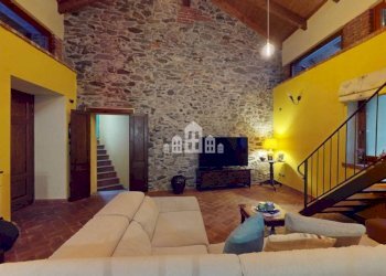 Salone - Casa indipendente Località Sant' Anna, 8, Cuorgnè - foto 6