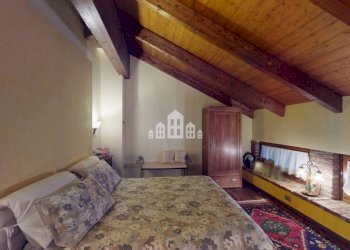 Camera da letto - Casa indipendente Località Sant' Anna, 8, Cuorgnè - foto 24