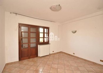 Camera da letto - Three-room apartment Borgata Sant' Antonio, 58, Favria - photo 15