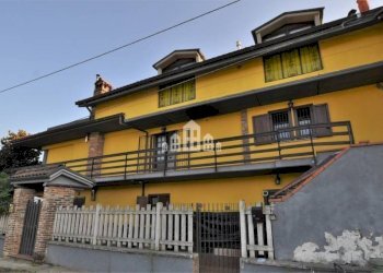 Facciata - Three-room apartment Borgata Sant' Antonio, 58, Favria - photo 20