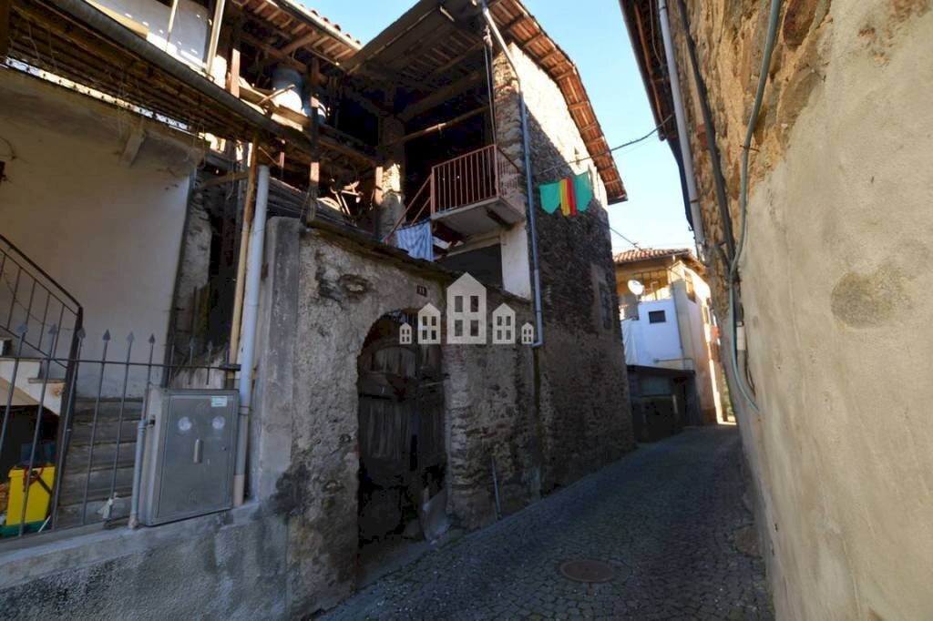 Zona - Independent house via Roma, 11, Issiglio - photo 1