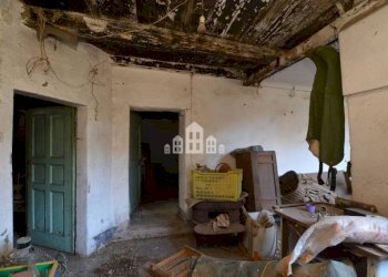 Magazzino - Casa indipendente via Roma, 11, Issiglio - foto 5