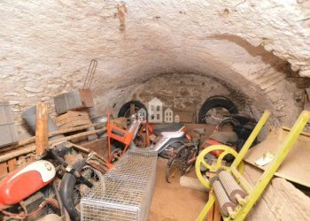 Cantina - Casa indipendente via Roma, 11, Issiglio - foto 27