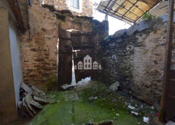 Cortile interno - Casa indipendente via Roma, 11, Issiglio - foto 30